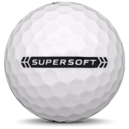 La balle de golf Callaway Supersoft en année-modèle 2024.