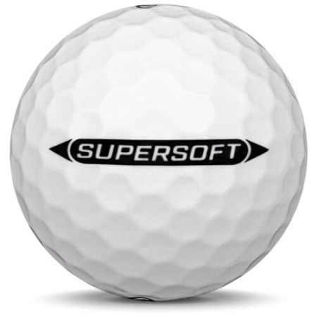 La balle de golf Callaway Supersoft en année-modèle 2025.